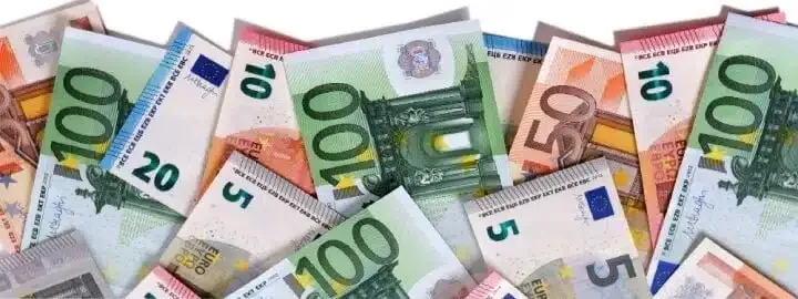 Investir 5000 euros avec des billets de banque en euros